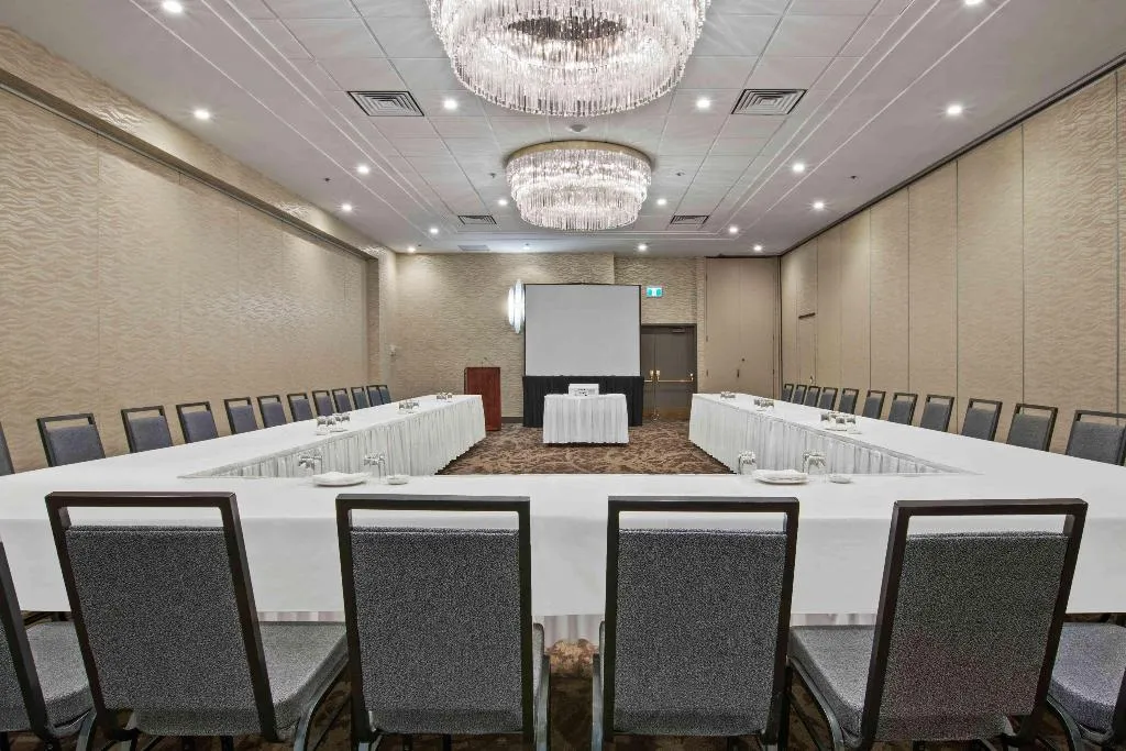 Conferences, Best Western Premier Calgary Plaza Hotel, Calgary, Alberta