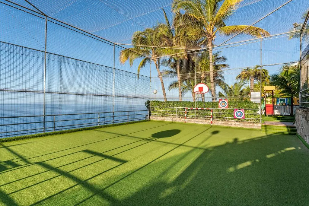 Sports and Entertainment, Servatur Altamar, Gran Canaria