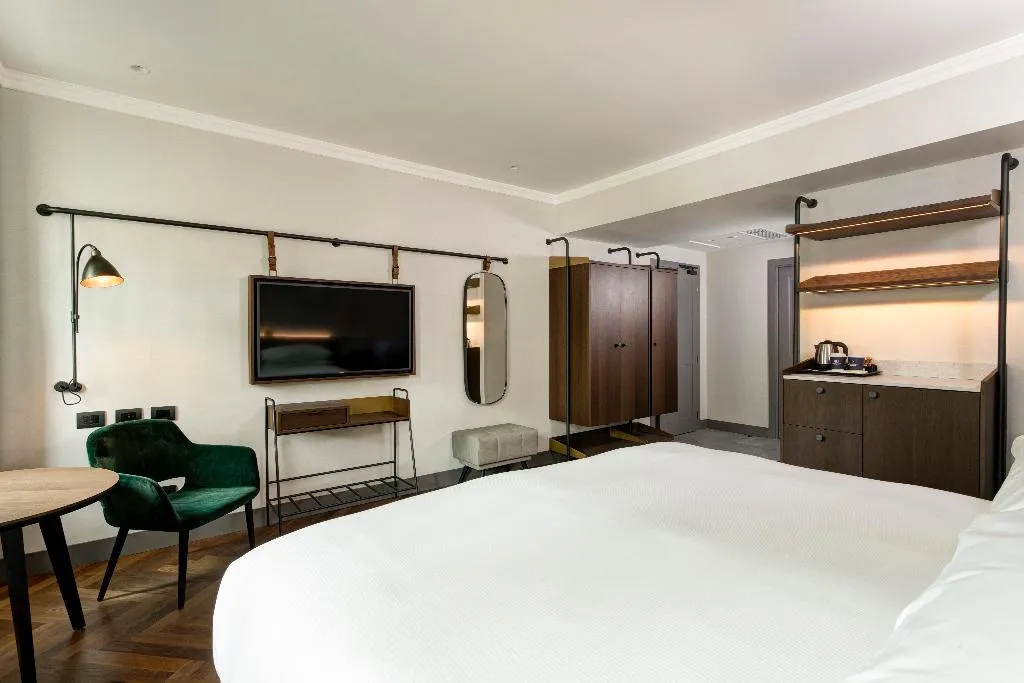 DOUBLE Accessible KING SIZE BED Room, DoubleTree by Hilton Rome Monti, Rome