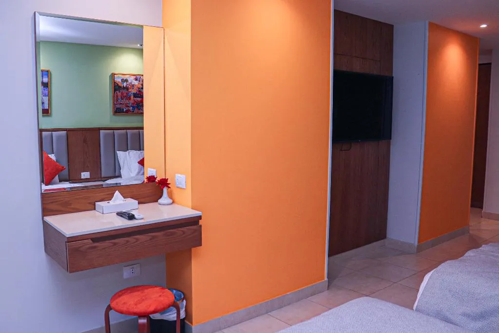 TRIPLE WITH VIEWS Room, Almadiafa Hotel, Cairo