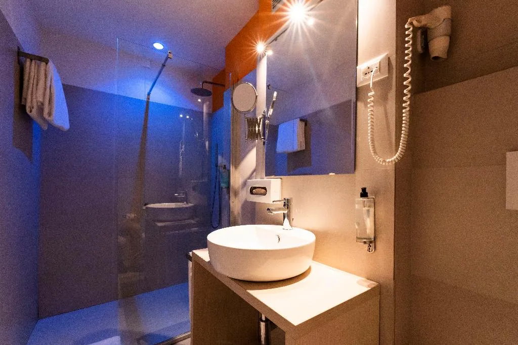 DOUBLE STANDARD Room, Kleos Hotel, Milan
