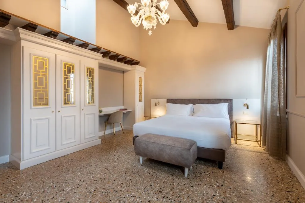 APARTMENT SUPERIOR GARDEN VIEW Room, San Vio Palace Luxury Apartments, Venice