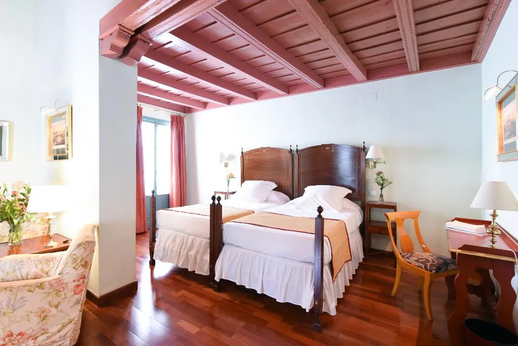 Double or Twin ECONOMY Room, Casas de la Juderia, Seville