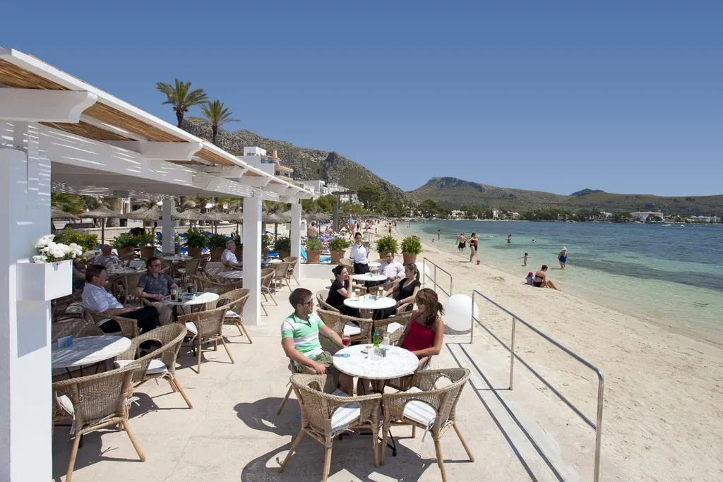 Terrace, Sis Pins, Majorca
