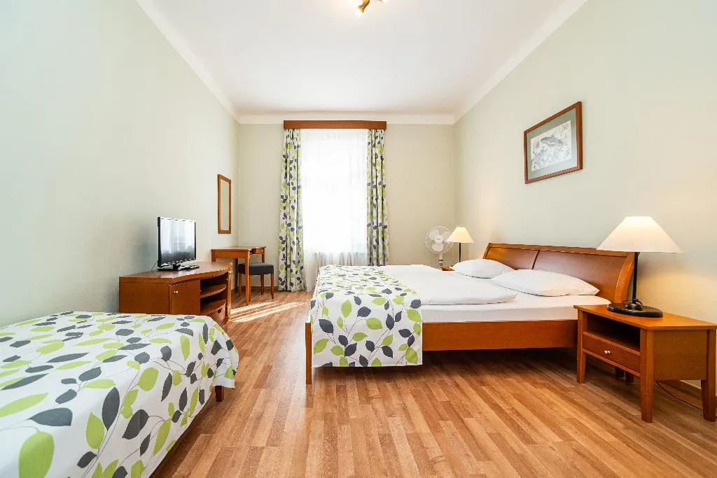 JUNIOR SUITE STANDARD Room, Orion, Prague