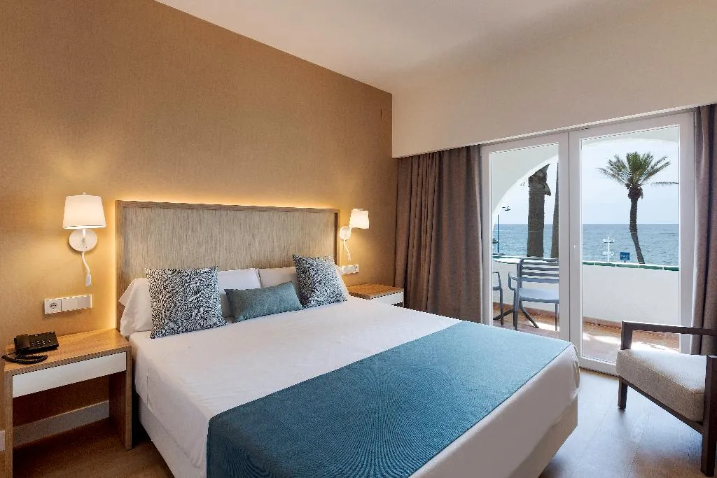 Double or Twin SEA VIEW Room, Aluasoul Menorca, Menorca