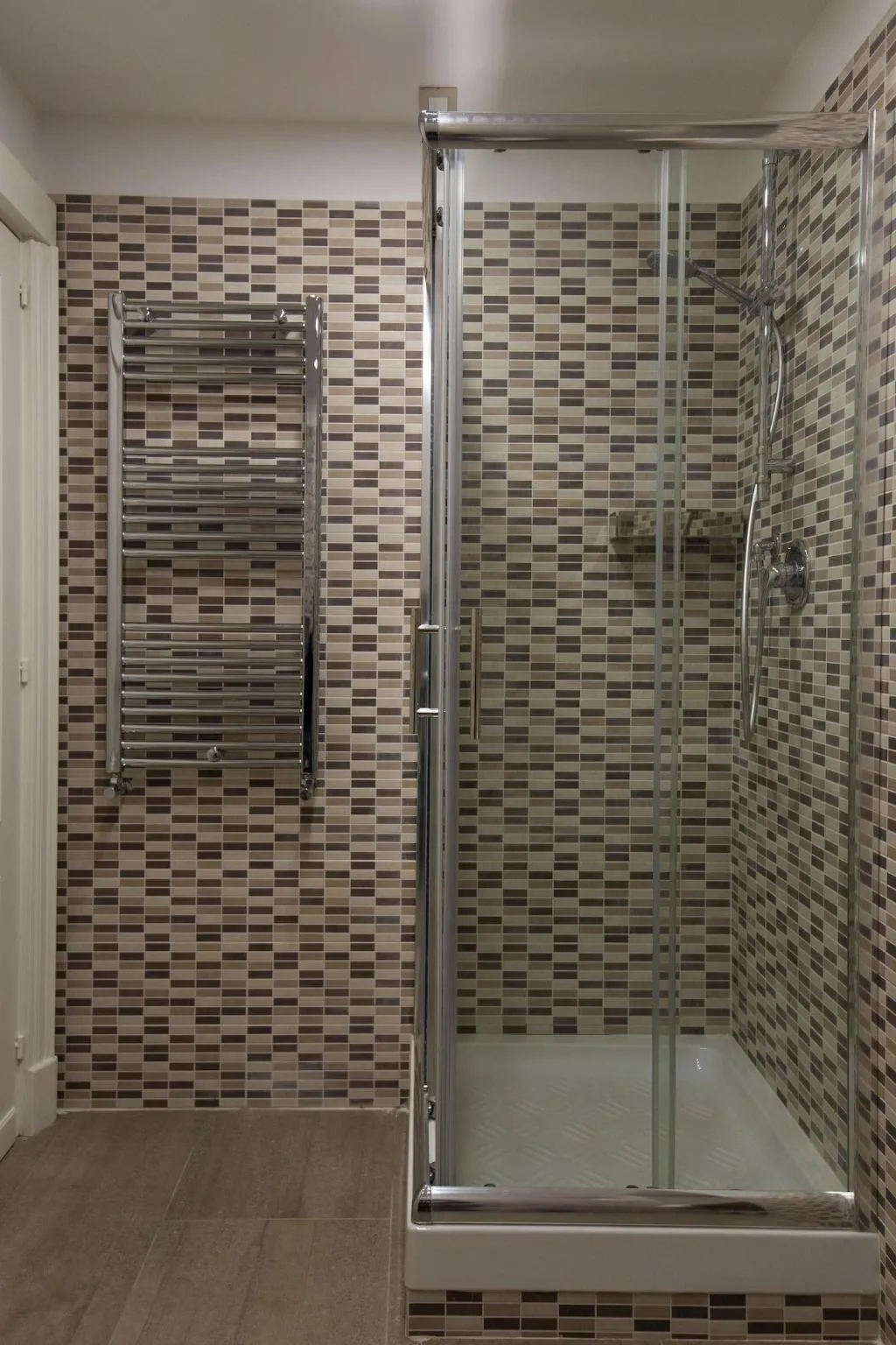 Room, Savoy Riviera, Naples