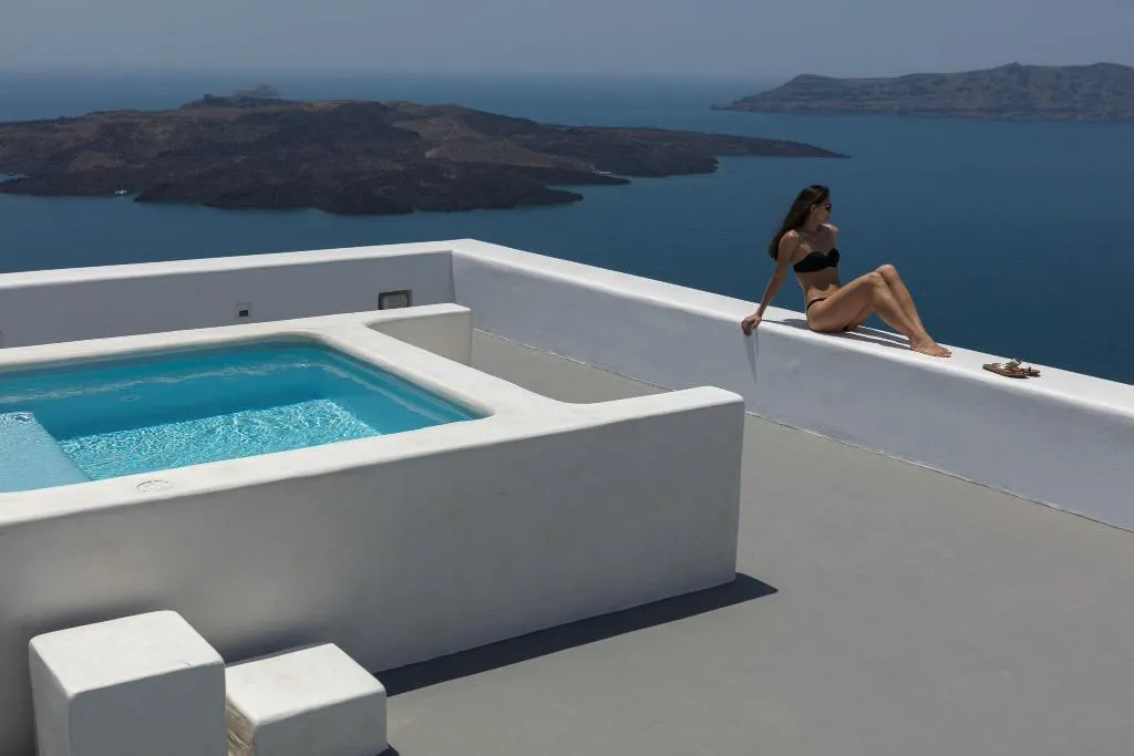 Pool, Aria Suites, Santorini