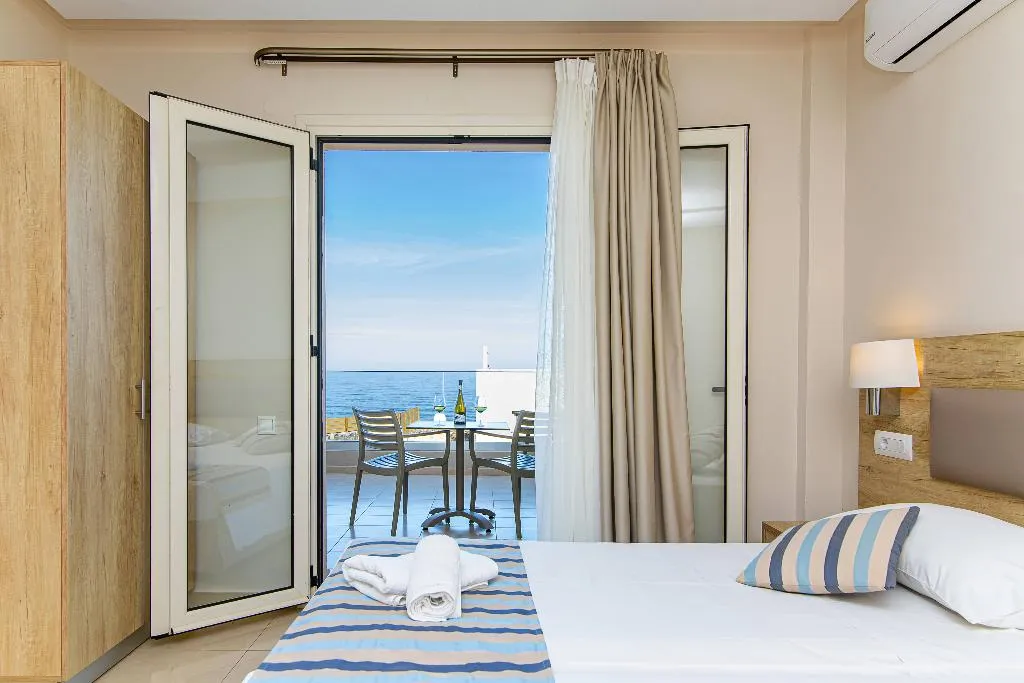 APARTMENT CAPACITY 4 Room, Theo Star Beach Hotel, Crete