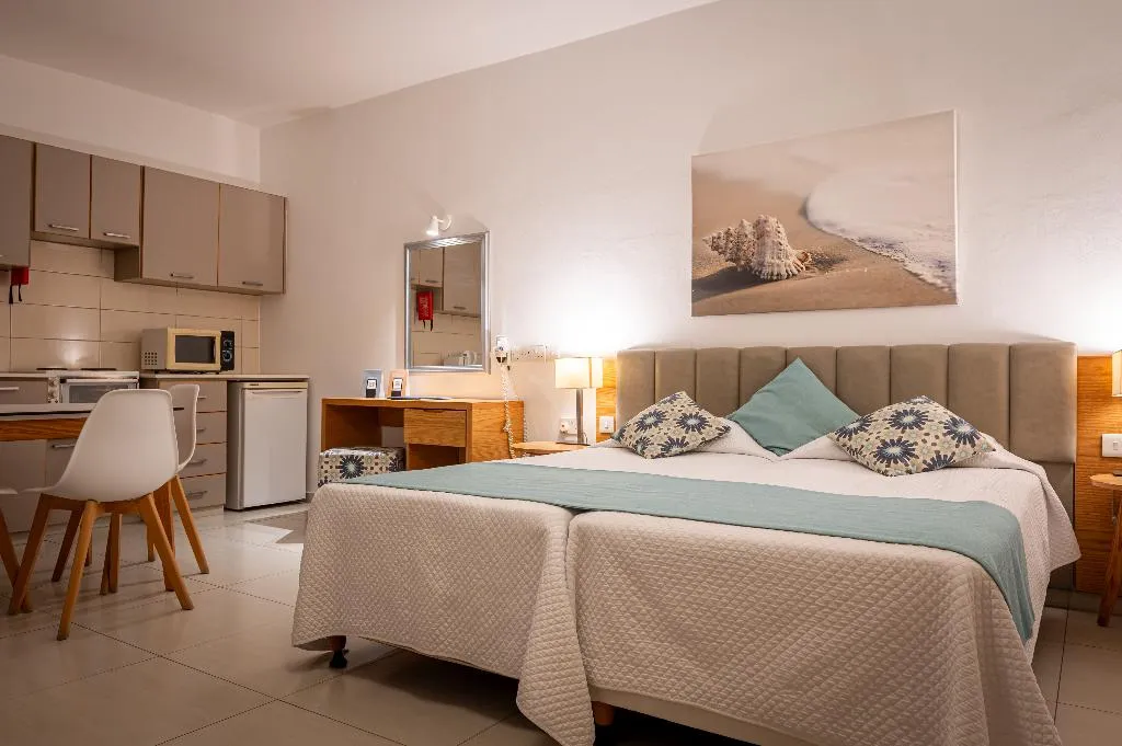 STUDIO SUPERIOR Room, Kefalos Beach Tourist Village, Cyprus