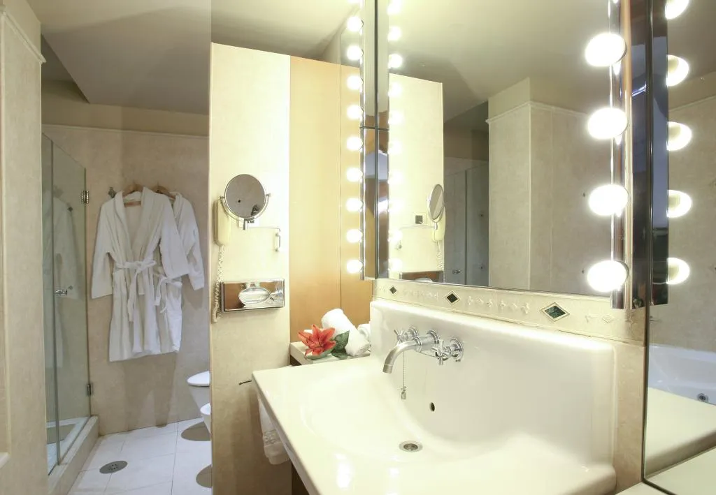 SUITE WITH VIEWS Room, Serhs Rivoli Rambla, Barcelona