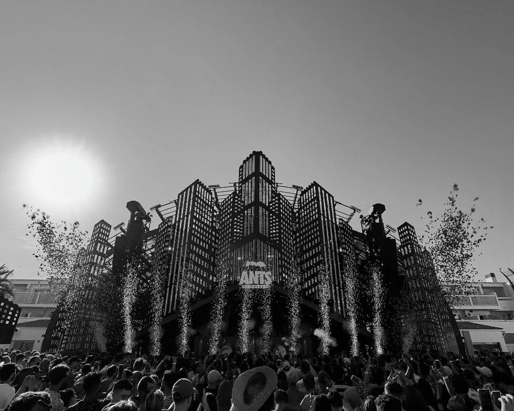 Sports and Entertainment, Ushuaia Ibiza Beach Hotel – Adults Only, Ibiza