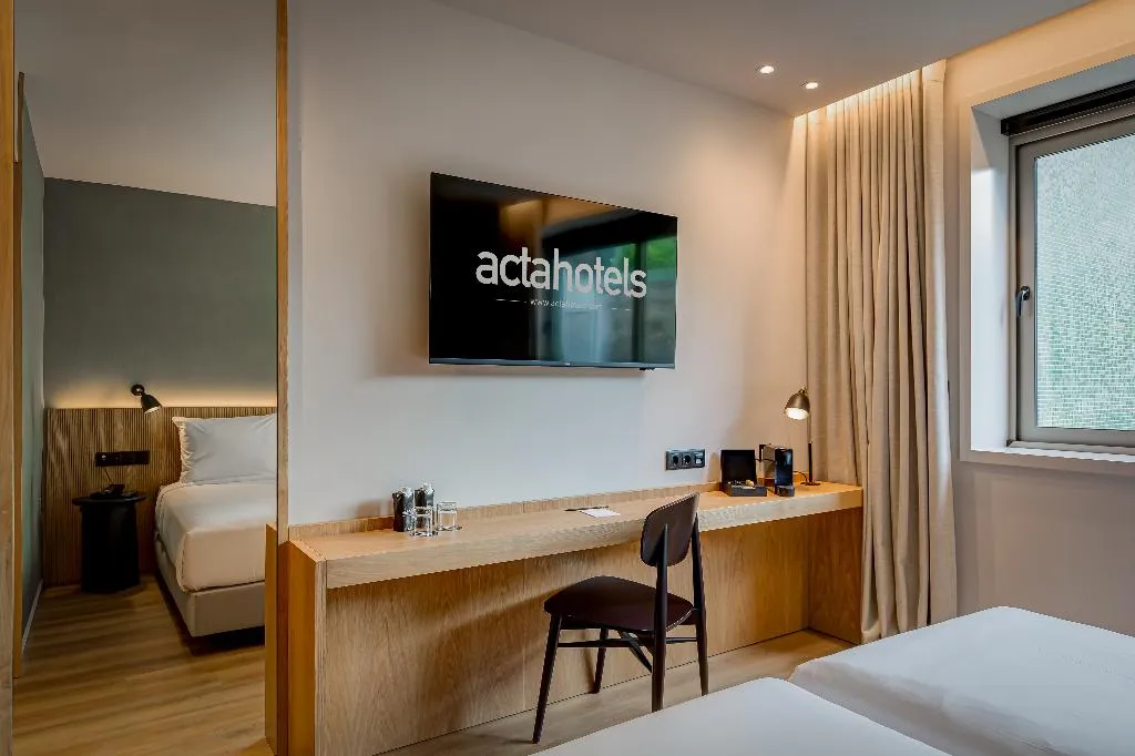 DOUBLE STANDARD Room, Hotel Acta The Clover, Porto