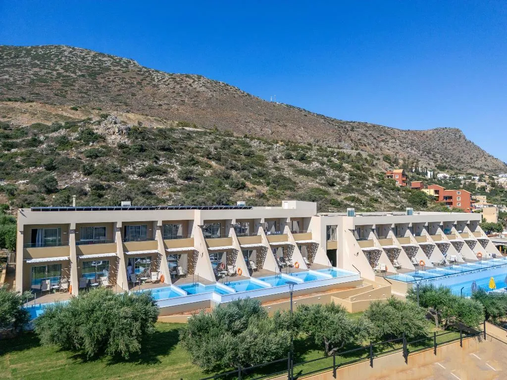SUITE WITH PRIVATE POOL Room, Royal & Imperial Belvedere Resort, Crete