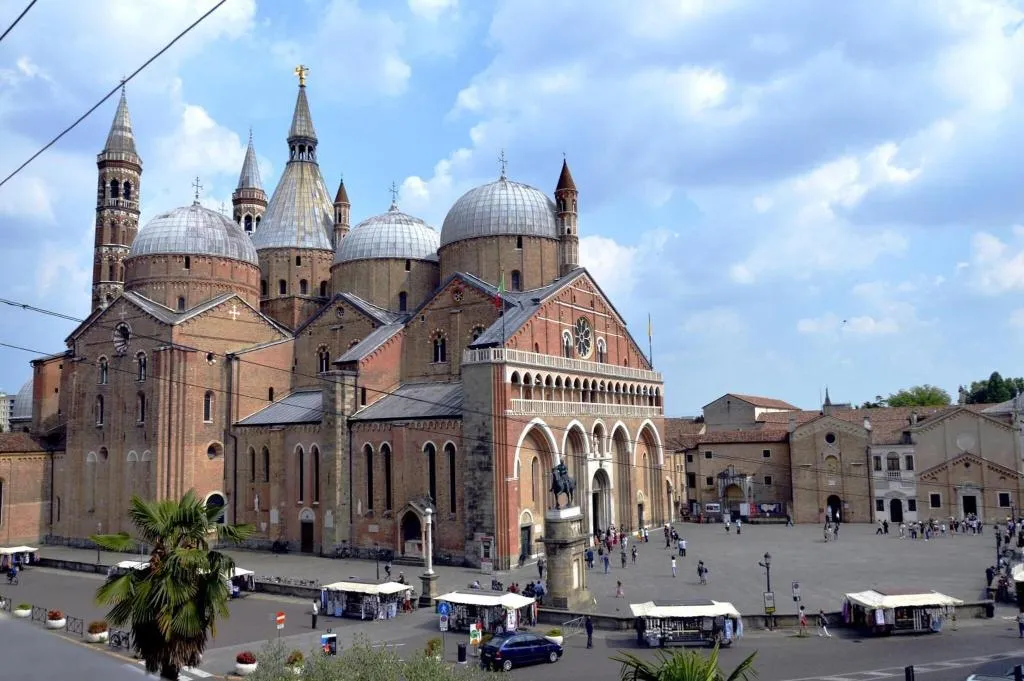 General view, Donatello, Venice