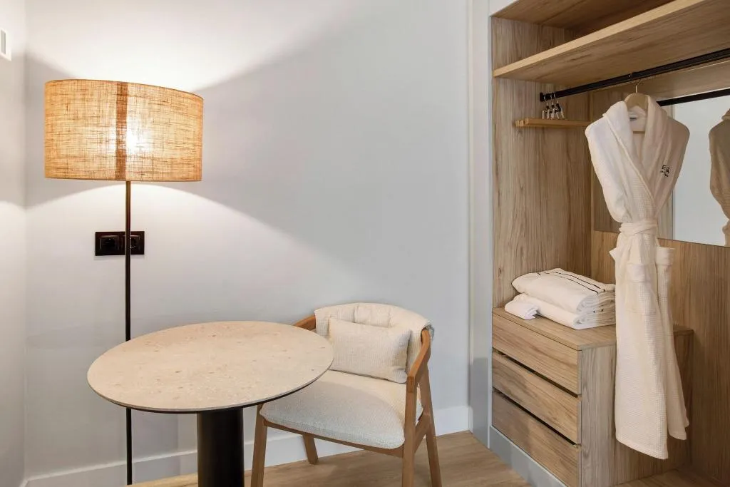 JUNIOR SUITE SEA VIEW Room, Melia Lloret de Mar, Costa Brava