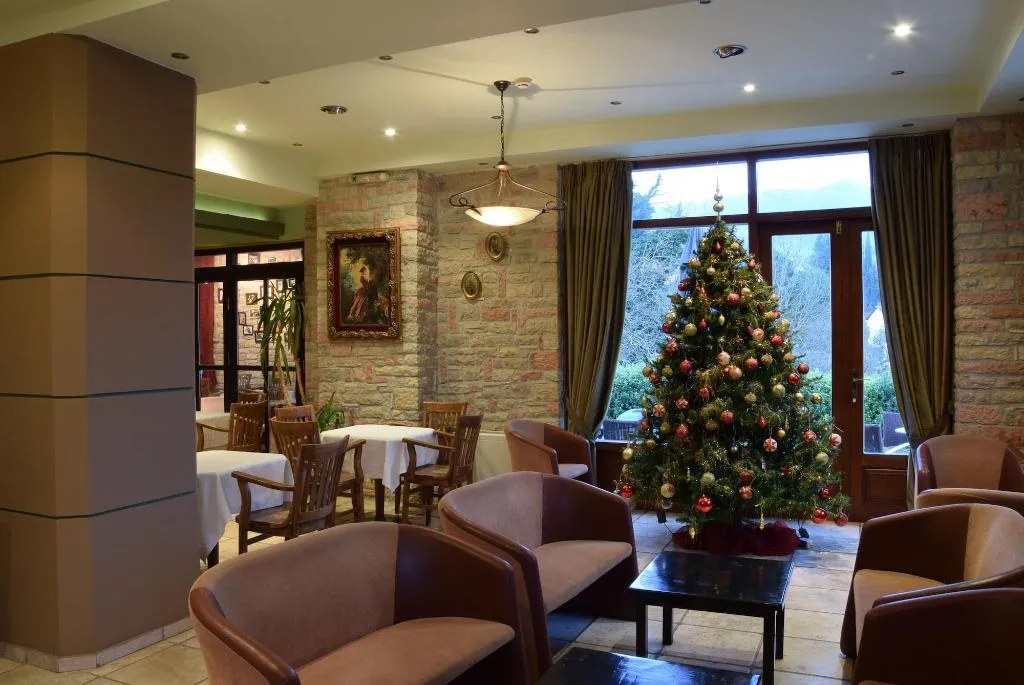 Lobby, Mont Helmos, Athens