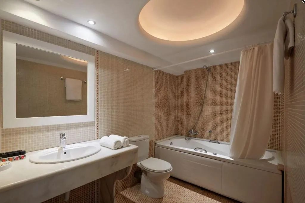 DOUBLE ECONOMY Room, Hermes, Santorini