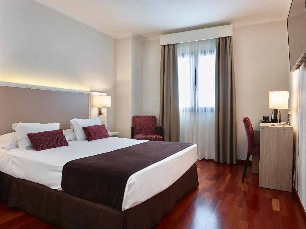 DOUBLE STANDARD Room, Maestranza, Costa Del Sol