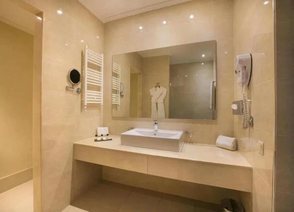 TRIPLE SUPERIOR WITH BALCONY Room, Kech Boutique Hotel & Spa, Marrakech