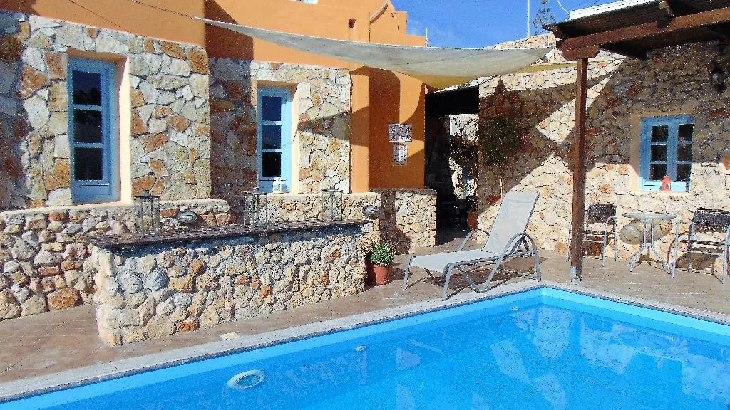 Pool, Angels Suites Of 1870, Santorini