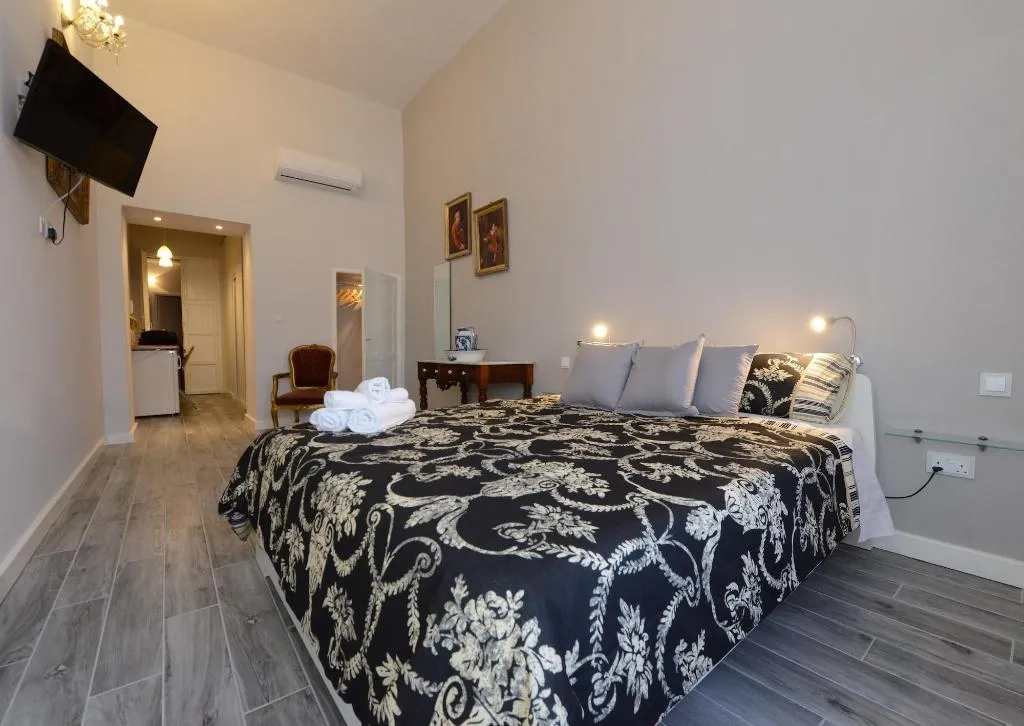 Room, Paulos Valletta, Malta