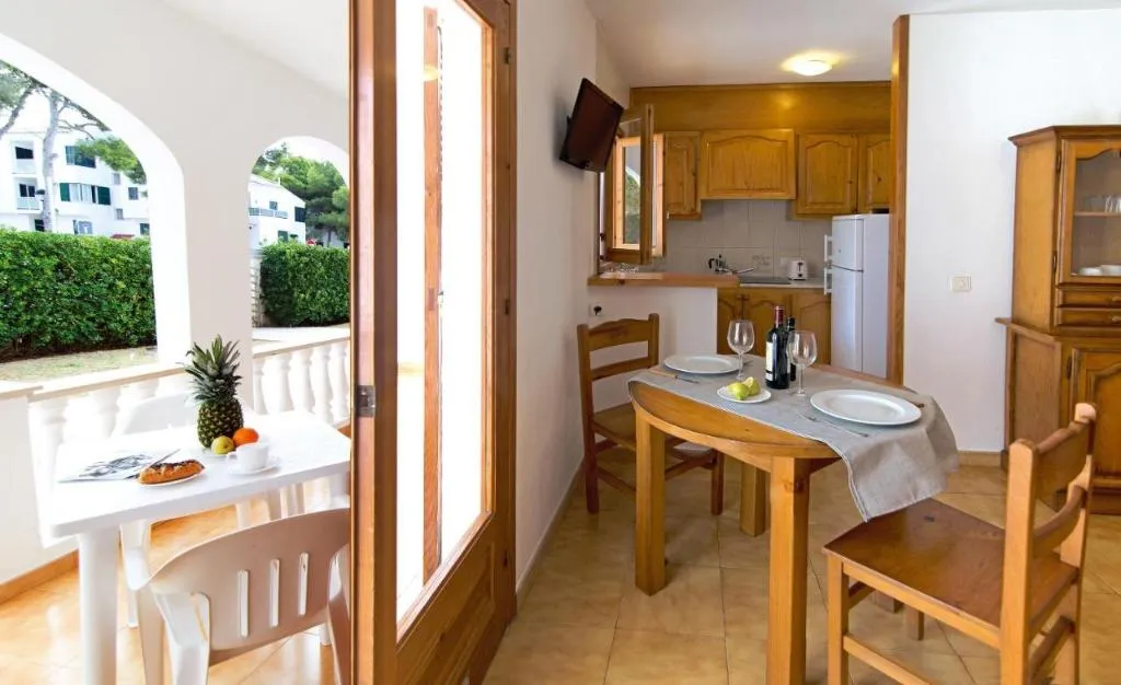 APARTMENT STANDARD Room, Apartamentos Mar Blanca, Menorca