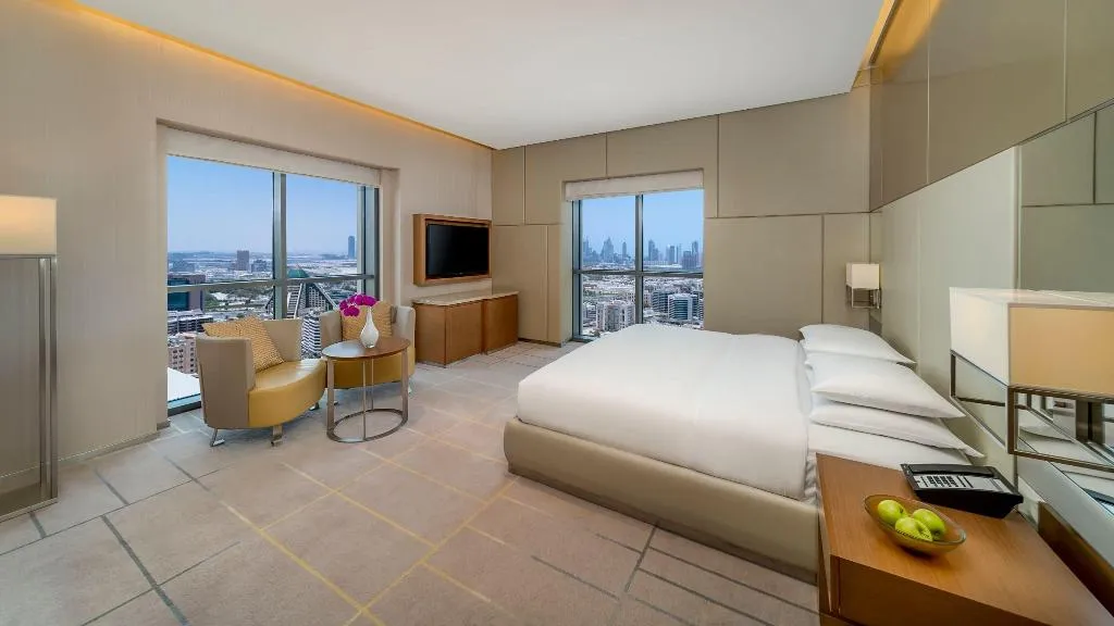 SUITE KING SIZE BED Room, Hyatt Regency Dubai Creek Heights, Dubai