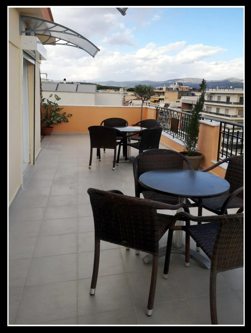 TRIPLE STANDARD Room, Lakonia, Athens