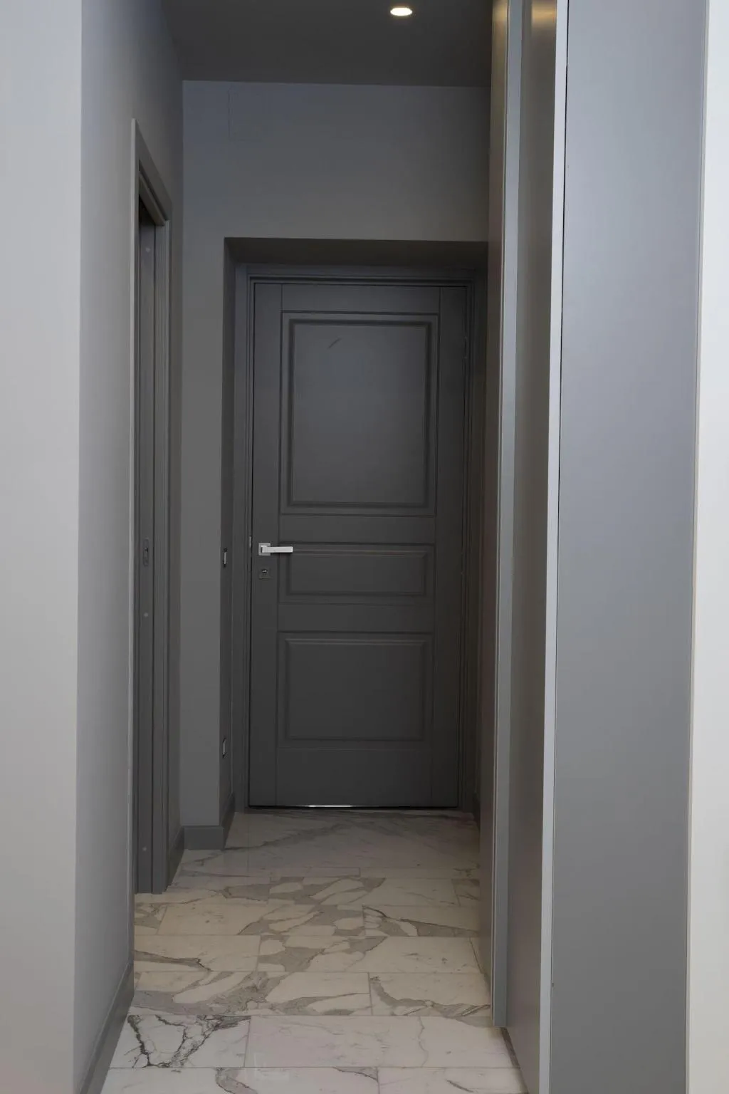 Room, Rettifilo 311, Naples