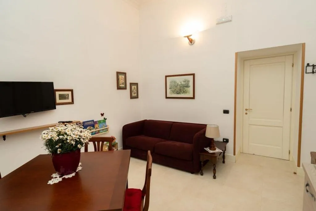 Room, Moon Luxury Rooms & Apartments, Naples