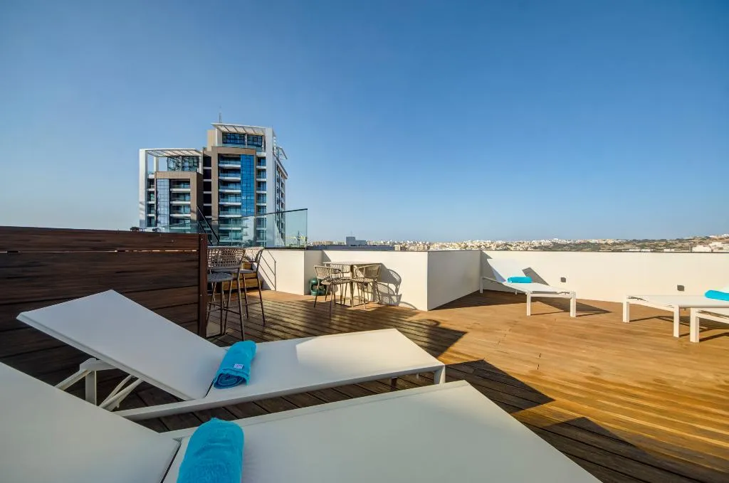 Pool, Noru Hotel, Malta