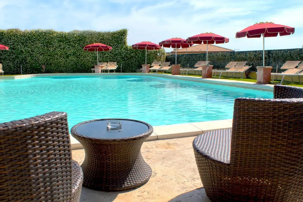 Pool, Villa Tirreno, Rome