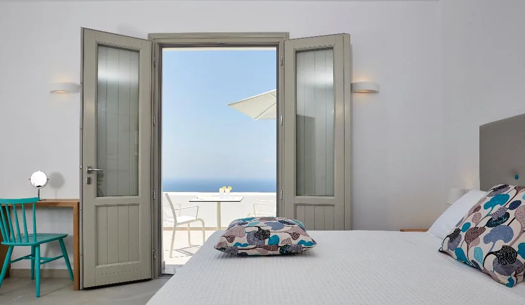 SUITE STANDARD Room, Aperanto Suites, Santorini