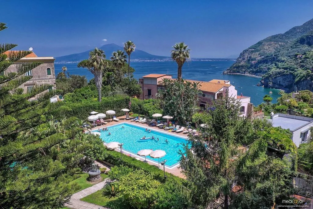 General view, Hotel Aequa, Naples