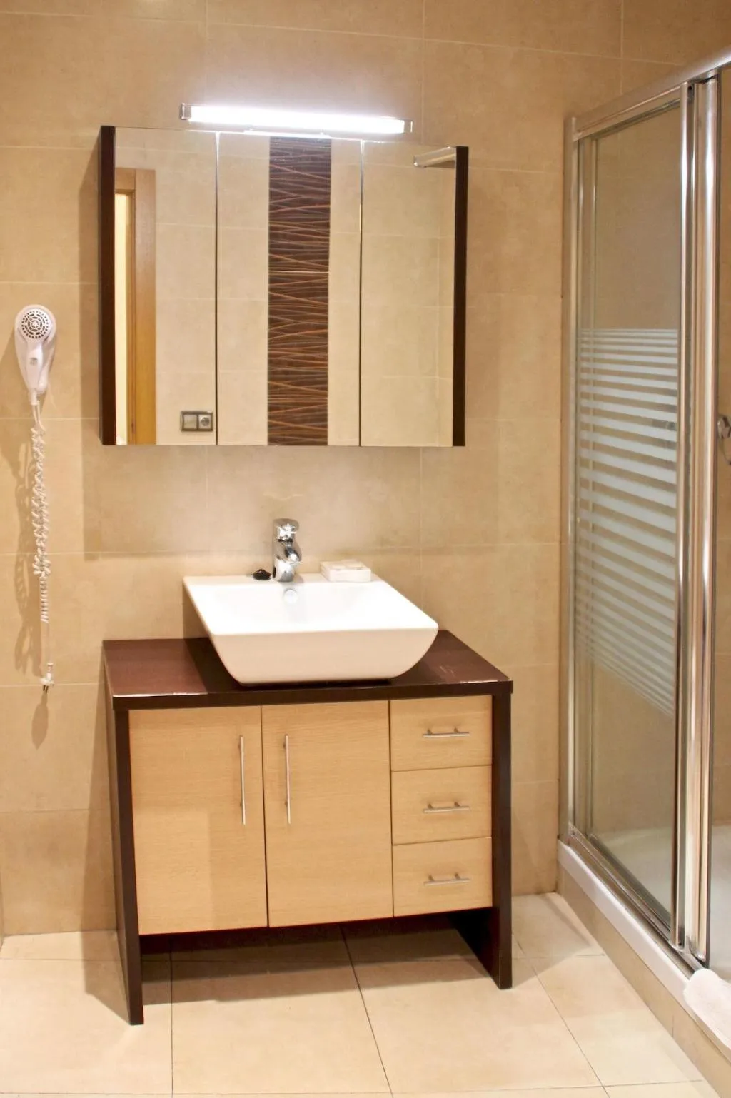 Room, Hostal Balcón al mar, Valencia
