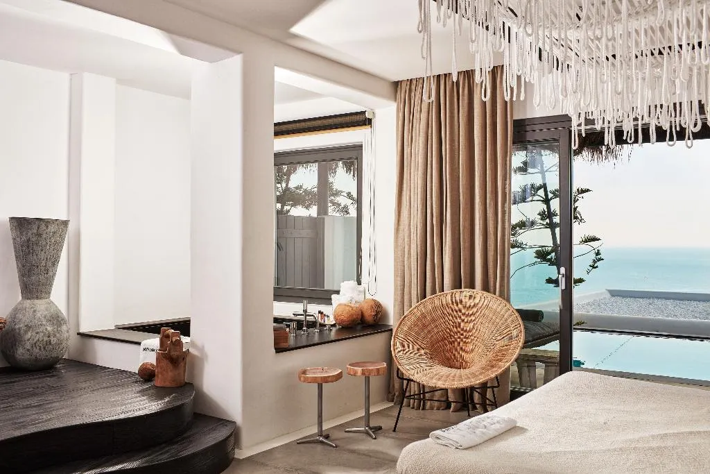 SUITE GRAND Room, Myconian Utopia Relais & Chateaux, Mykonos