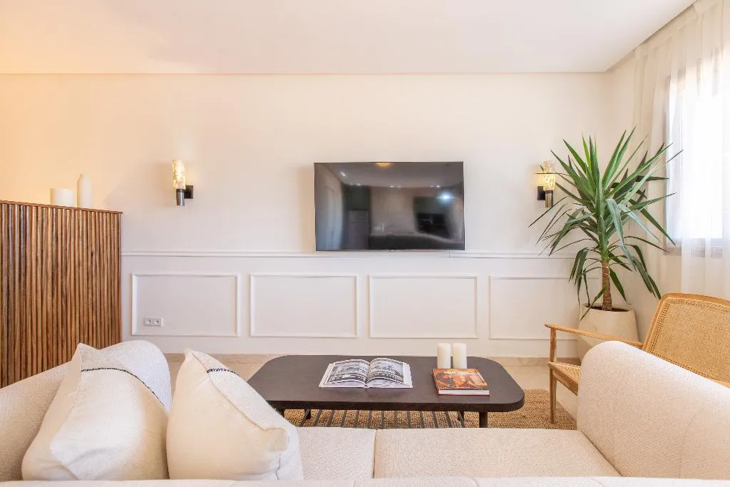 APARTMENT DELUXE WITH BALCONY Room, Zari Boutique Aparthotel, Marrakech