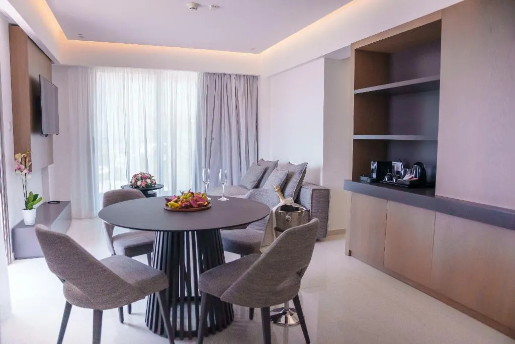 SUITE EXECUTIVE Room, Pavlo Napa Beach Hotel, Cyprus