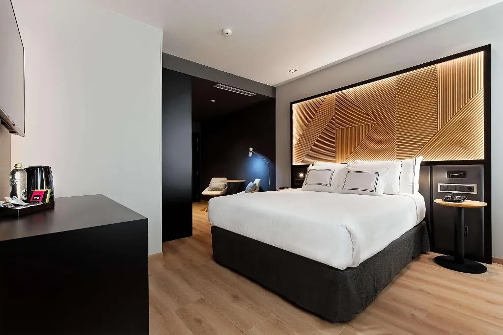 Room, Melia Avenida America, Madrid