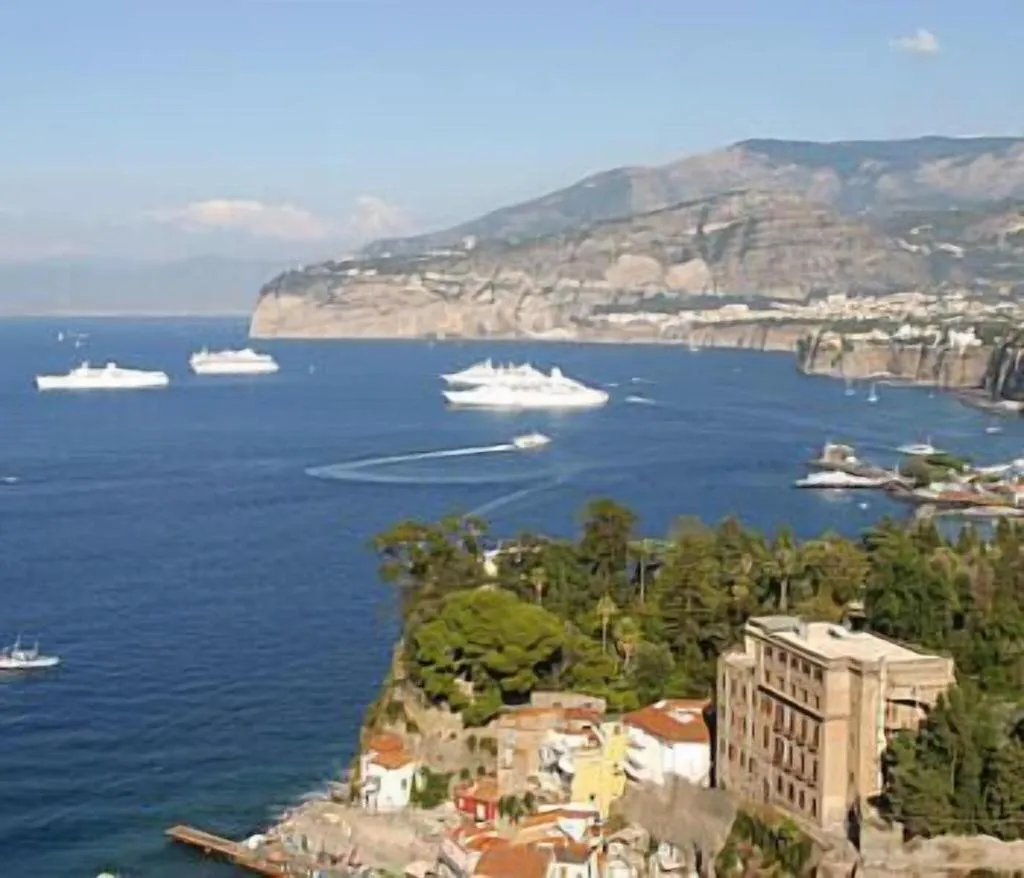 General view, Casa Dominova, Naples