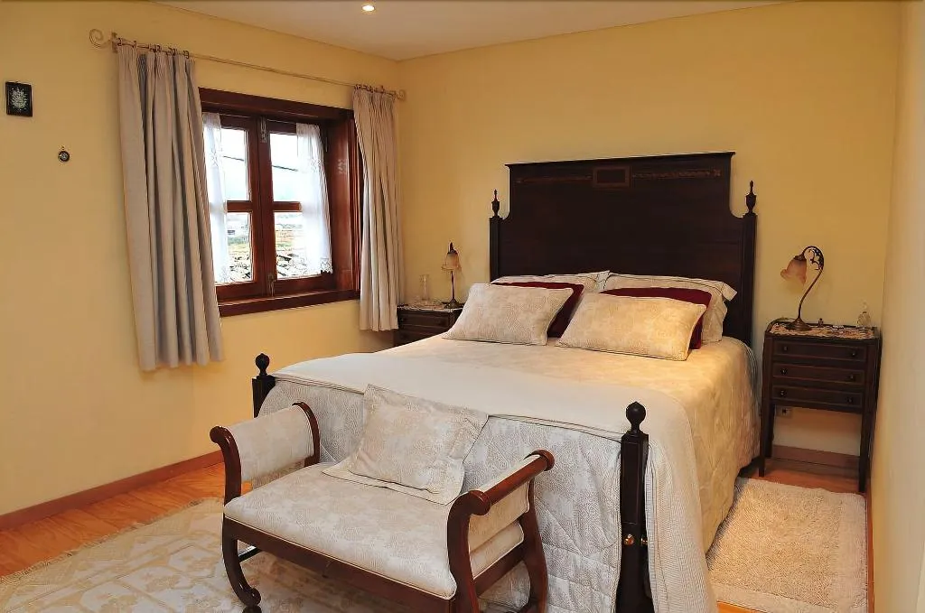 Room, Outros Tempos Turismo De Aldeia, Porto
