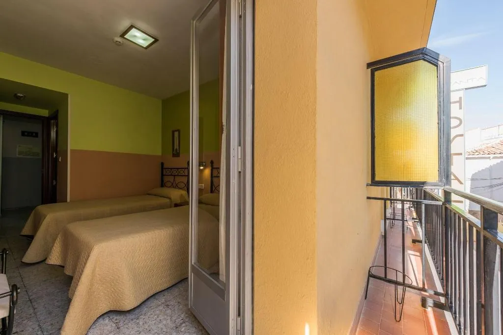 Room, Hostal Arkanta, Madrid