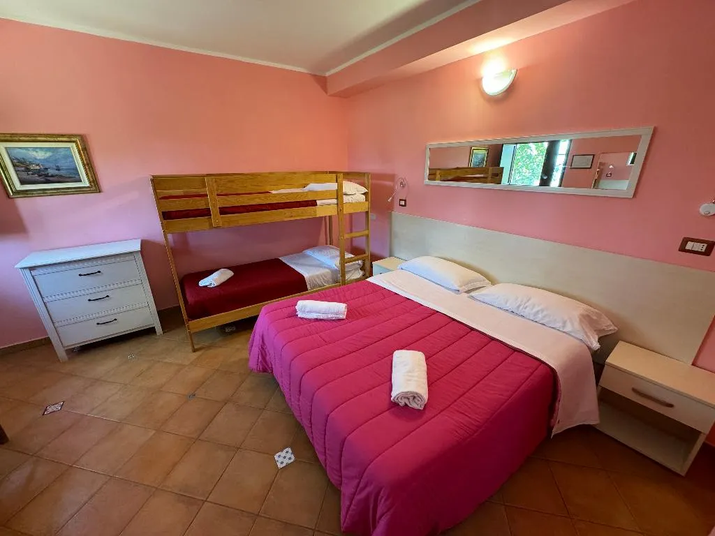 DOUBLE SUPERIOR Room, Agriturismo Piccolo Paradiso, Naples