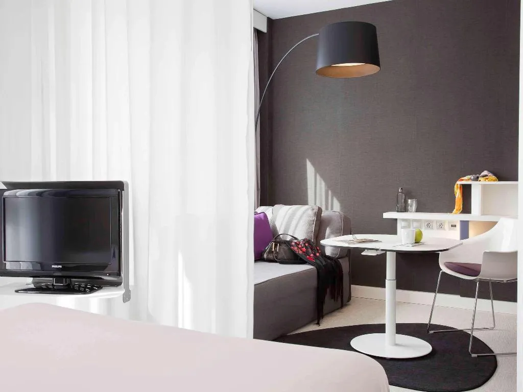 Room, Novotel Suites Malaga Centro, Costa Del Sol