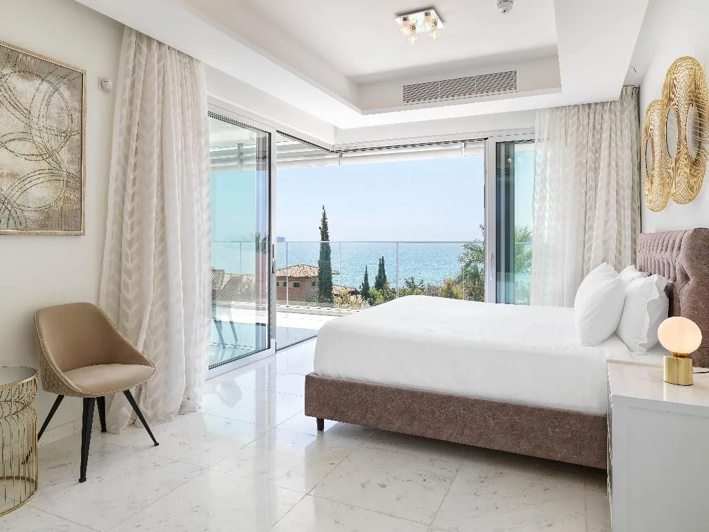 APARTMENT LUXURY Room, The Tower at St Raphael Resort, Cyprus