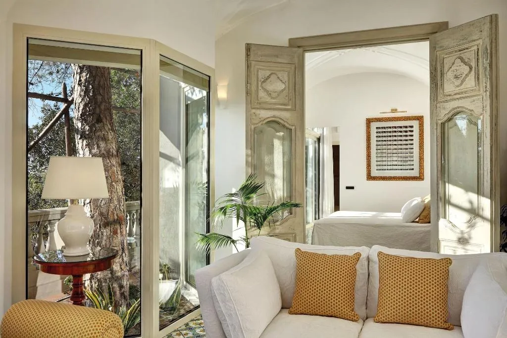 Room, Hotel Santa Caterina, Naples