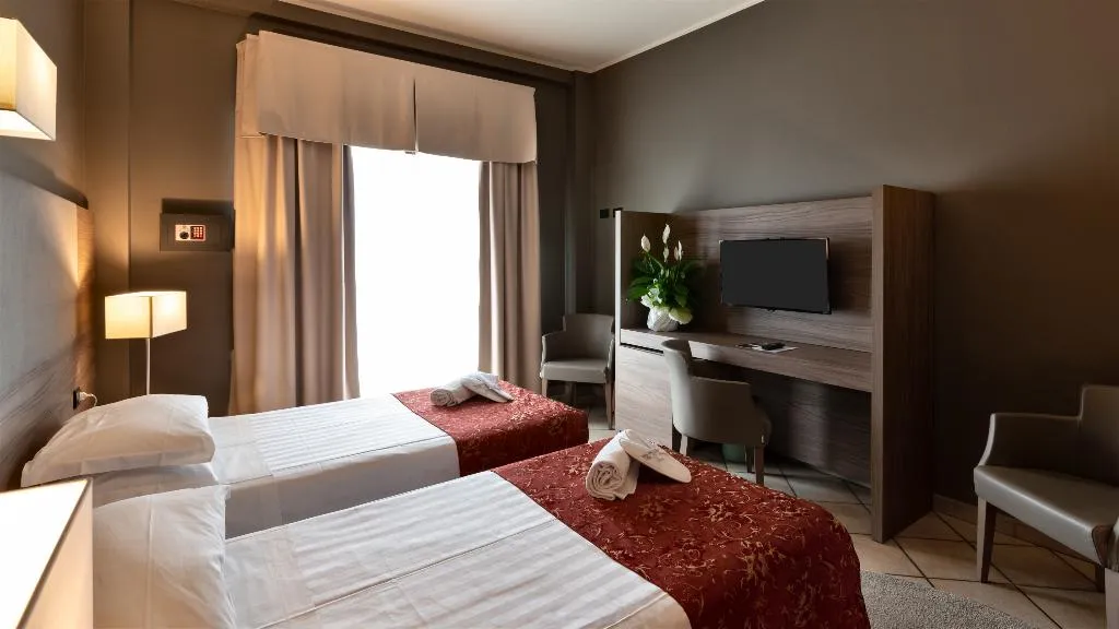 TWIN STANDARD Room, Sunflower Hotel Milano, Milan