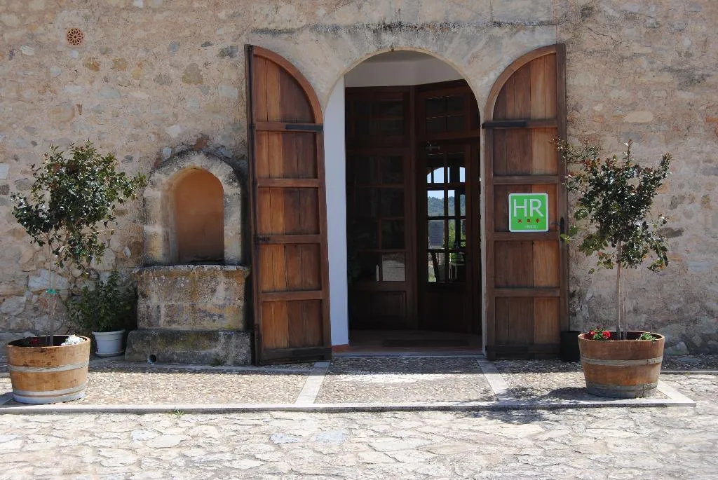 General view, Hotel Rural Es Riquers, Majorca