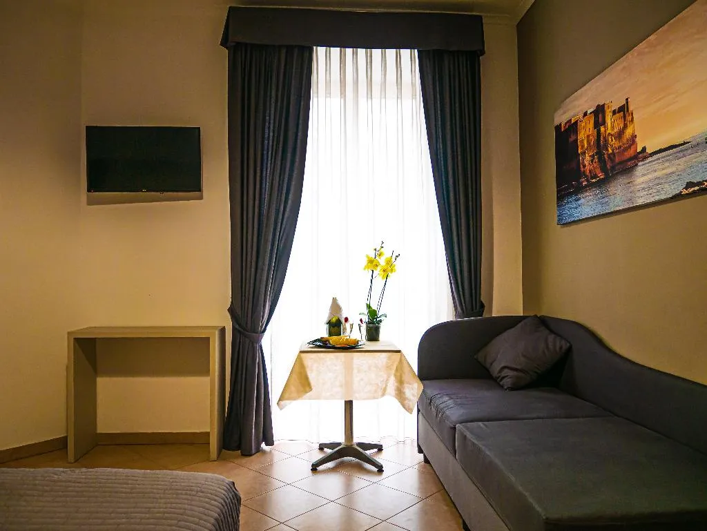 DOUBLE SUPERIOR Room, San Marco, Naples